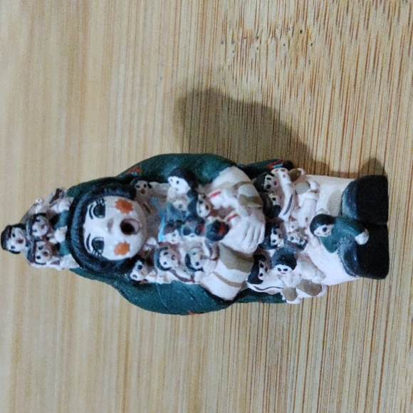 Accents Miniature Native Cochiti Pueblo Storyteller Pottery Doll